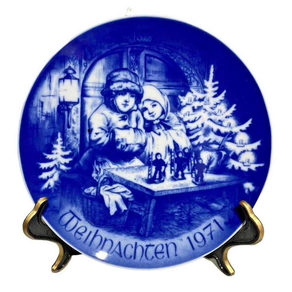 Vintage Bareuther Bavaria Germany Weihnachten 1971 Christmas Plate 7 3/4"